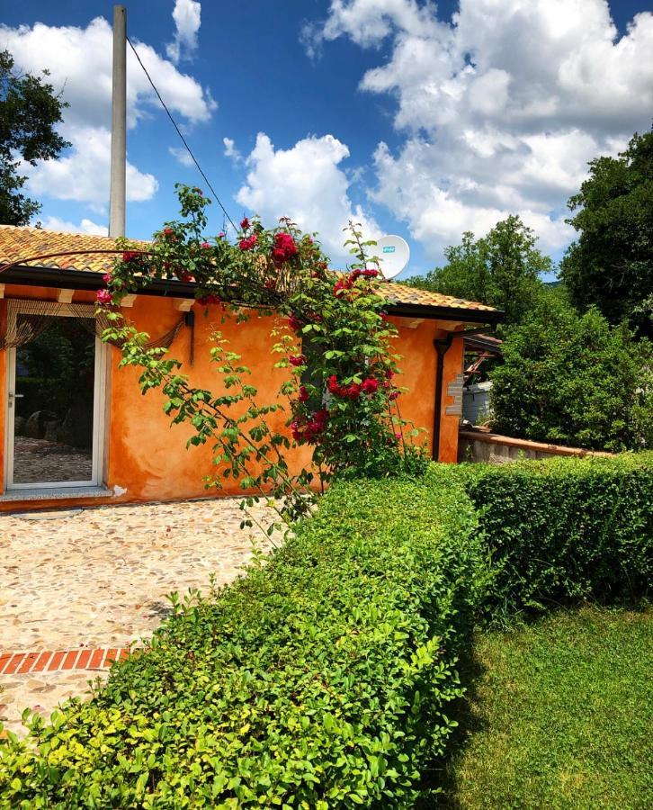 Casa Vacanza Centro Sardegna Sorgono Exterior foto
